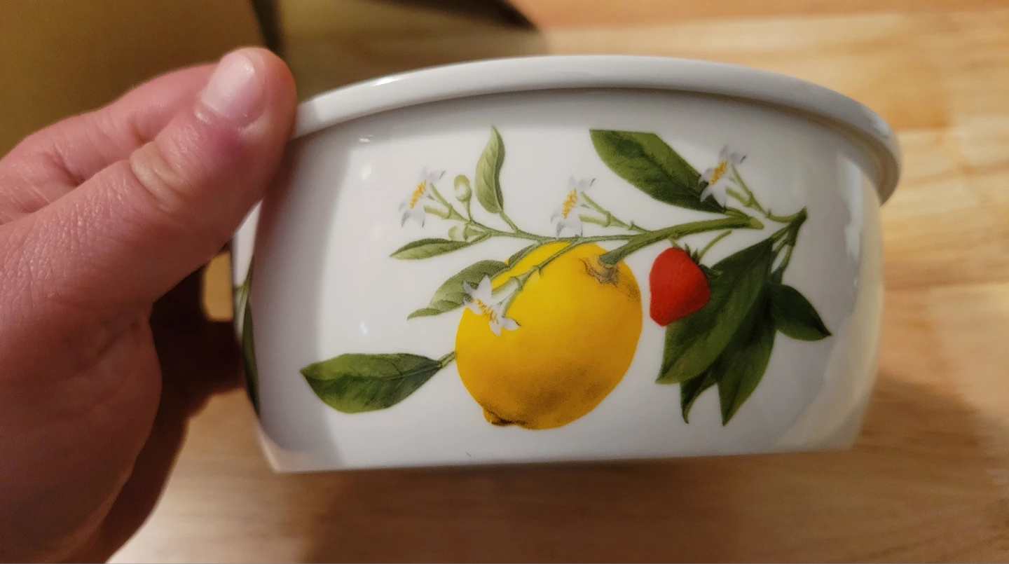 LOCK&LOCK Microwave & Oven Safe Bowl with Fruit Design - photo 3