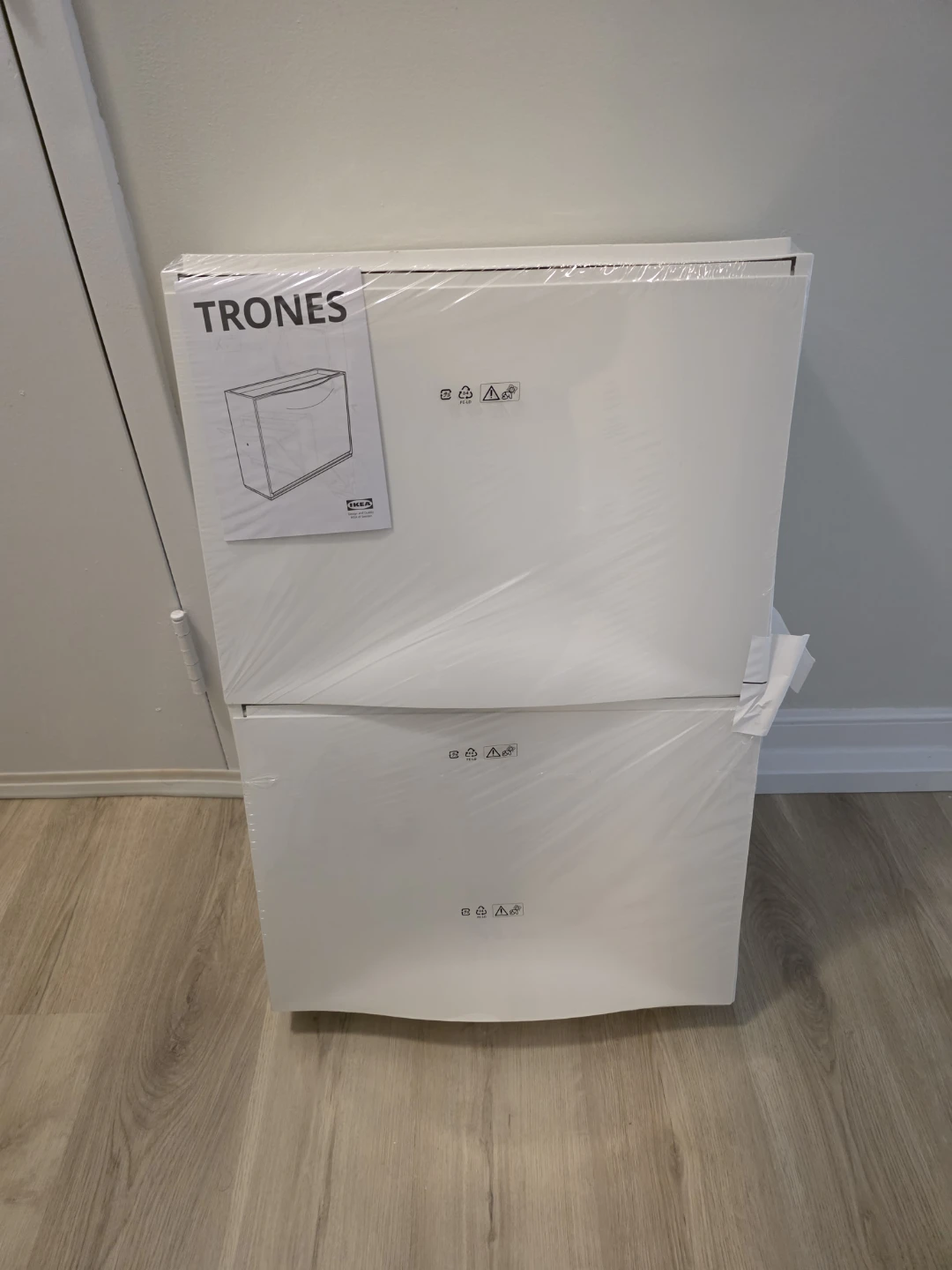 IKEA TRONES Shoe Cabinet 2-Door White - photo 4