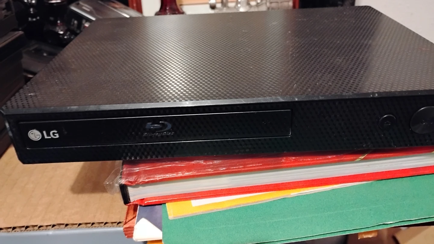 🥕LG Blu-ray + DVD player