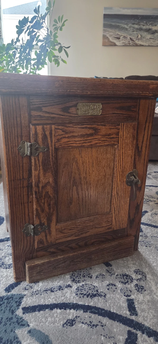 Antique White Clad Ice Box