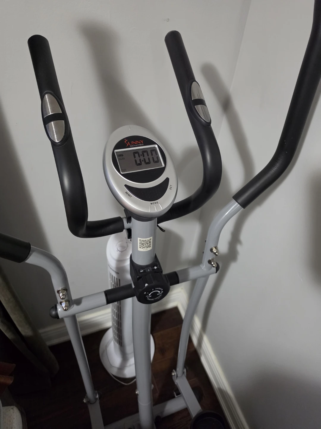Sunny Health & Fitness Elliptical Machine - photo 2