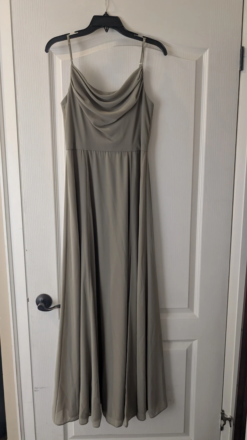 David's bridal eucalyptus bridesmaids dress - size 8 worn once