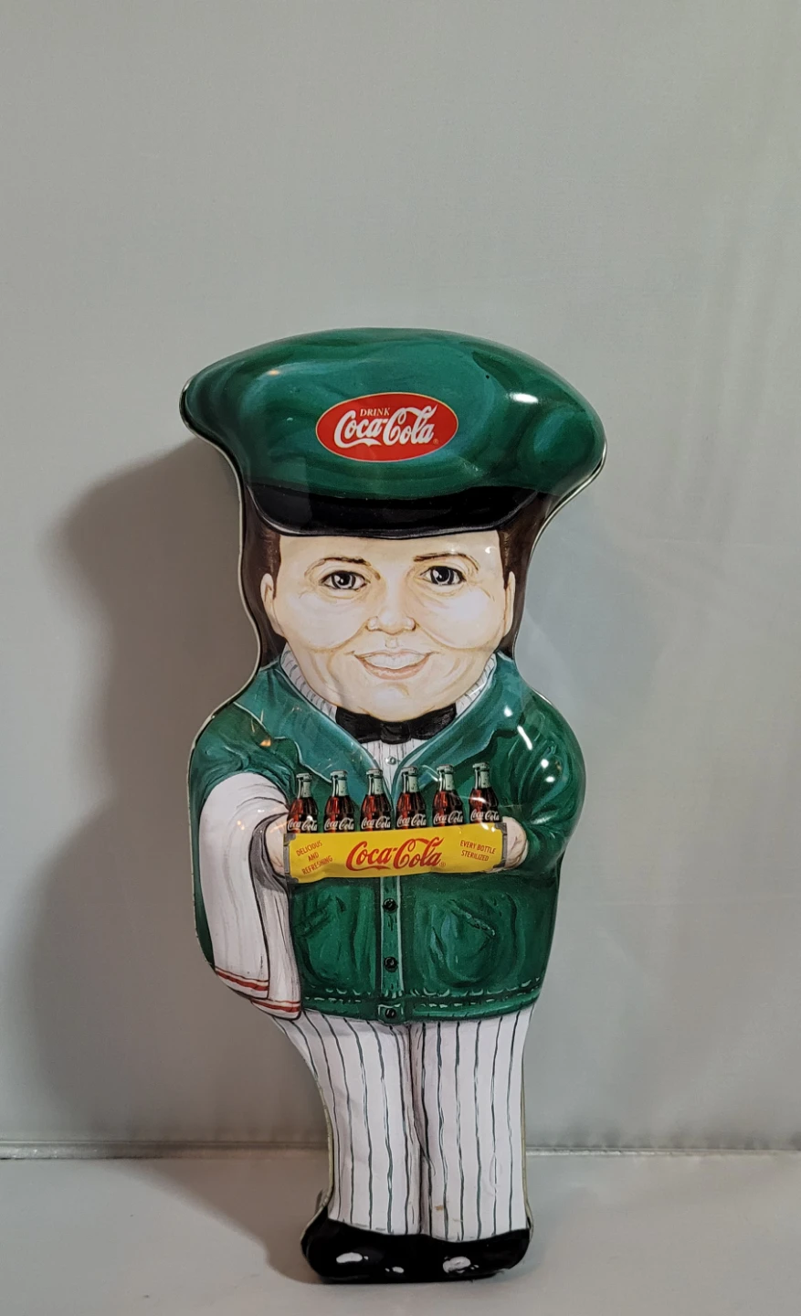 Vintagr Coca-Cola Collectible Tin