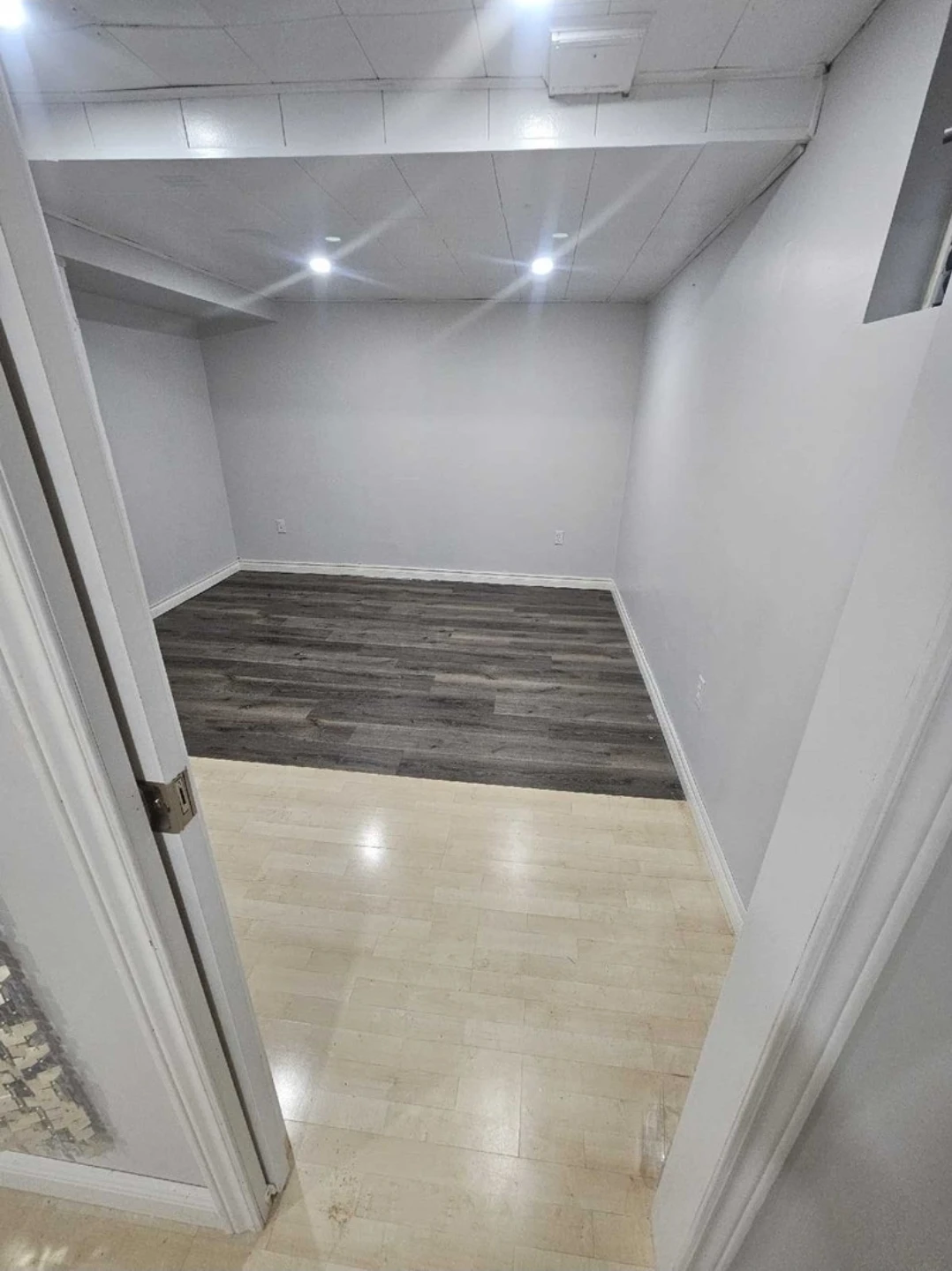 Basement unit for rent - photo 3
