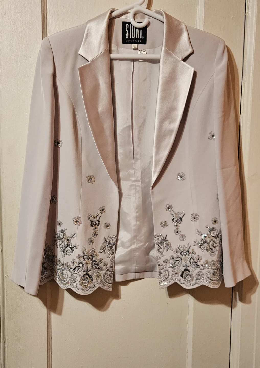 Women's skirt suit