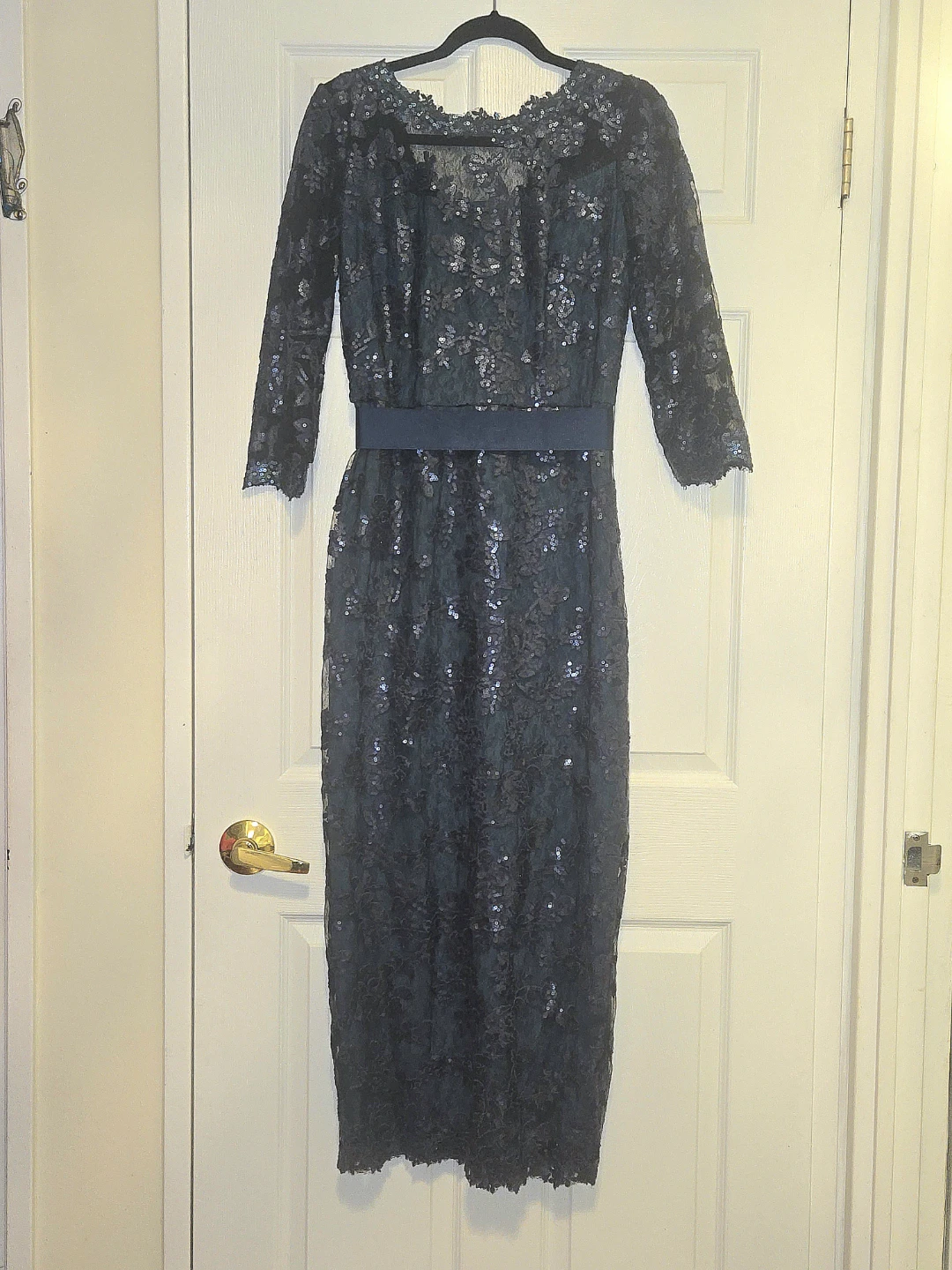 Tadashi Shoji Navy Lace Pencil Gown - photo 3