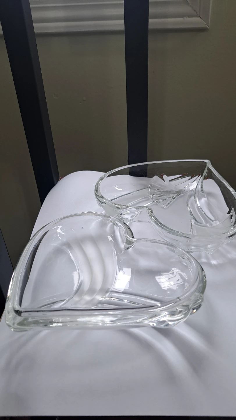 Glass Heart-Shaped Serving Dish - photo 4