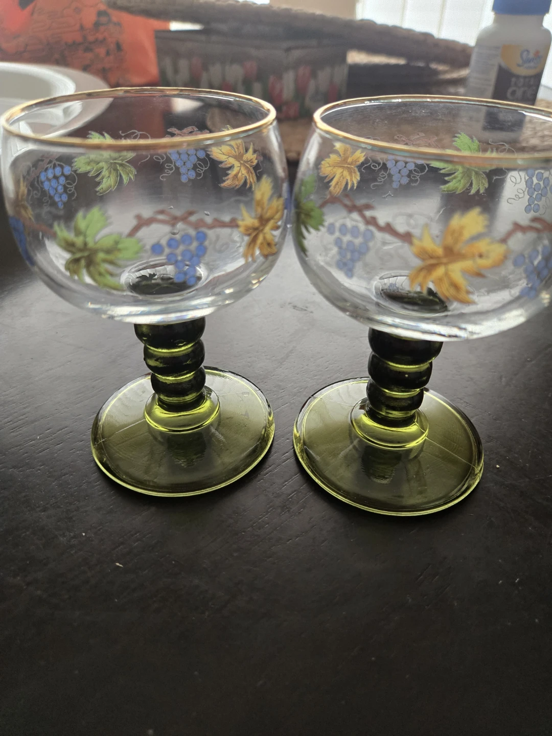 Set of 2 Vintage Grapevine Dessert Glasses#Freecycle