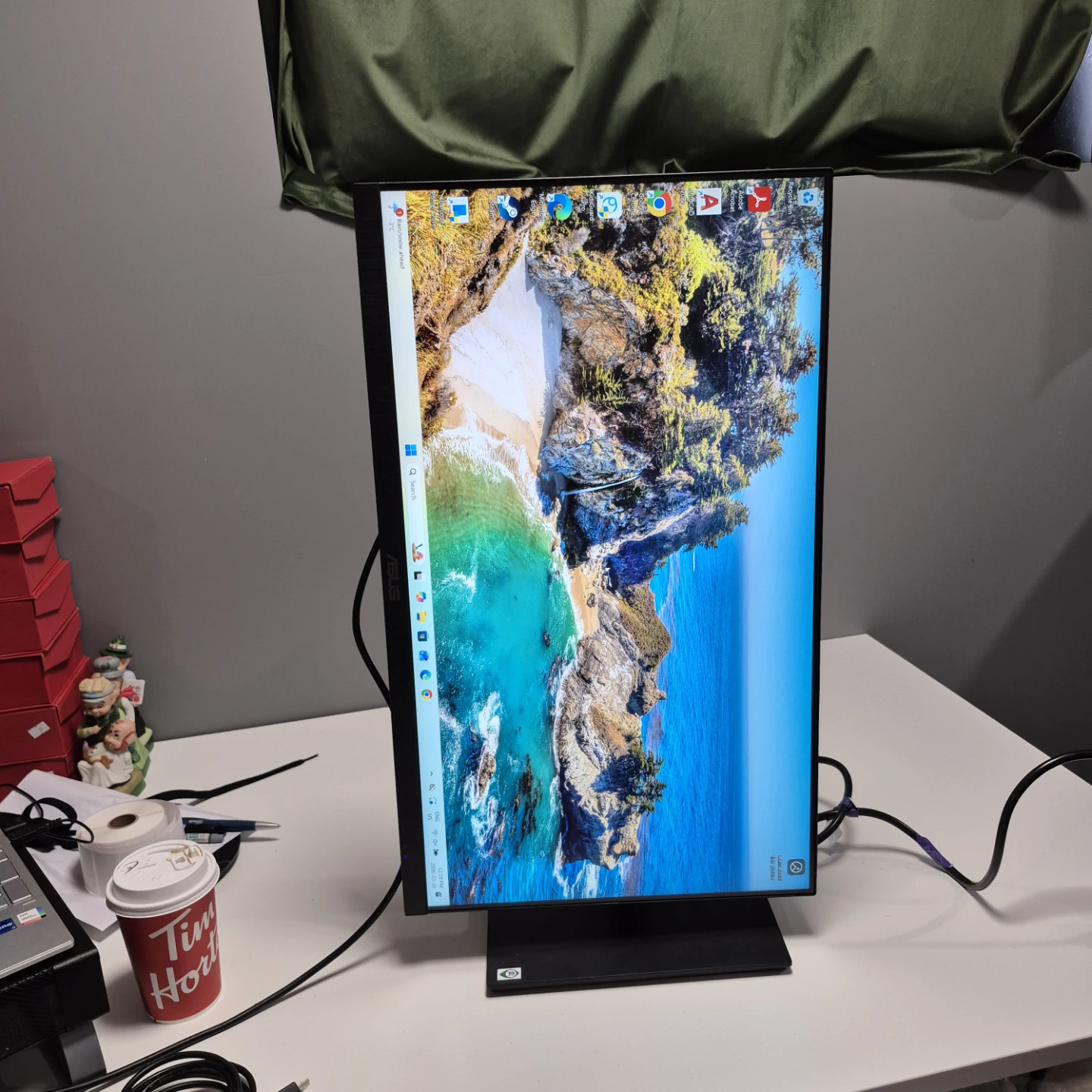 Asus 27 Inch Computer Monitor with HDMI cabel