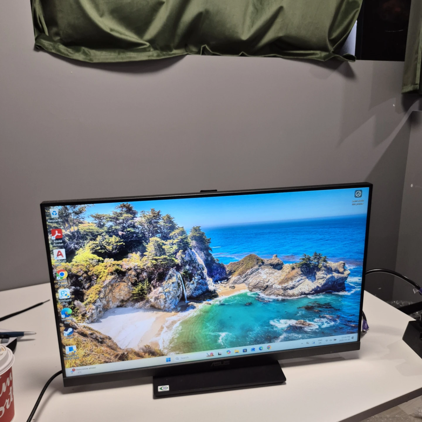 Asus 27 Inch Computer Monitor with HDMI cabel - photo 3