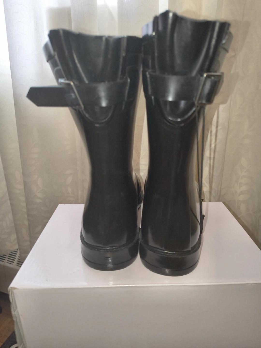 Black Rain Boots NEW Size 10/11 - photo 4