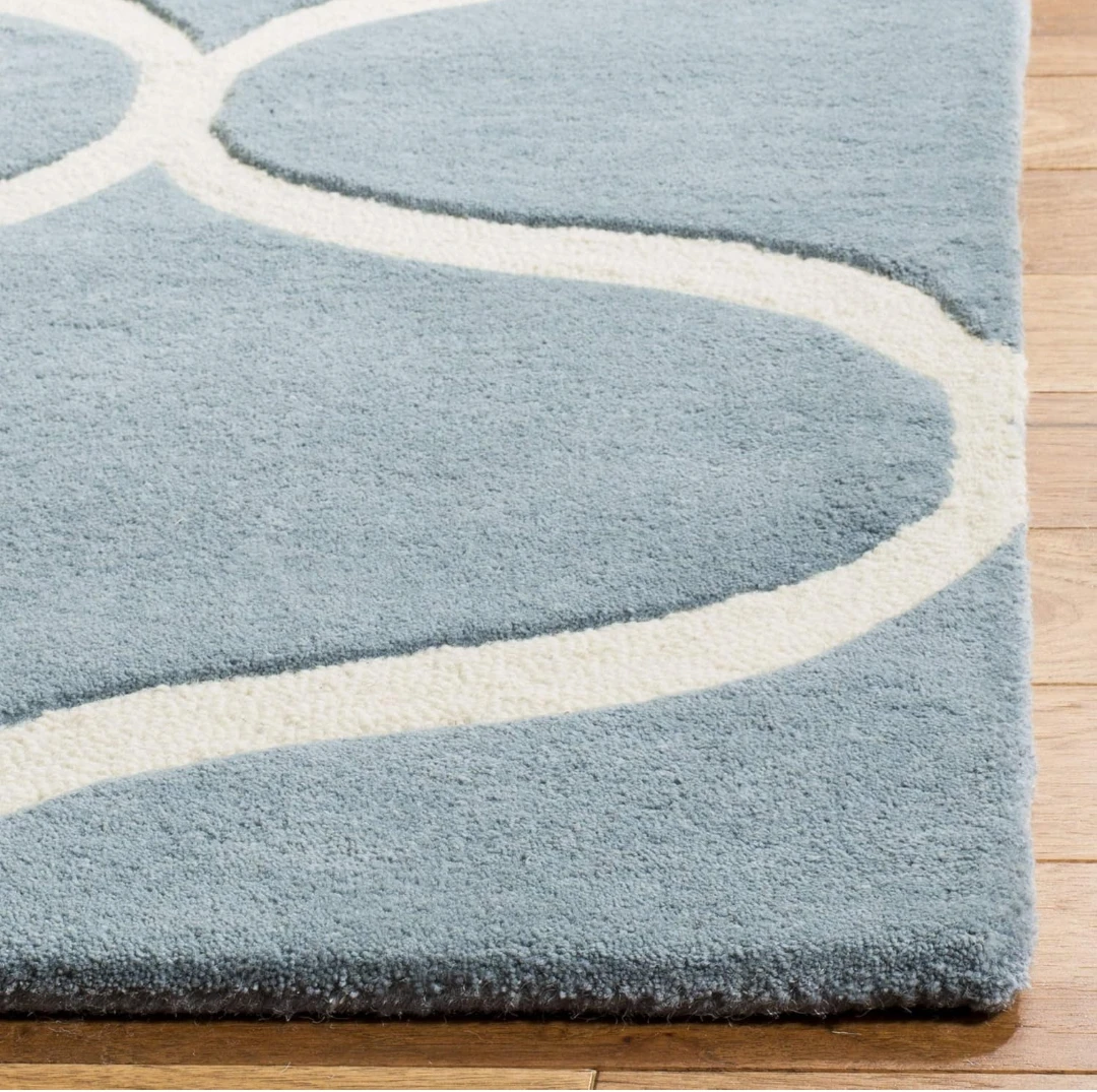 Area Rug - Blue and White Geometric Pattern - photo 3