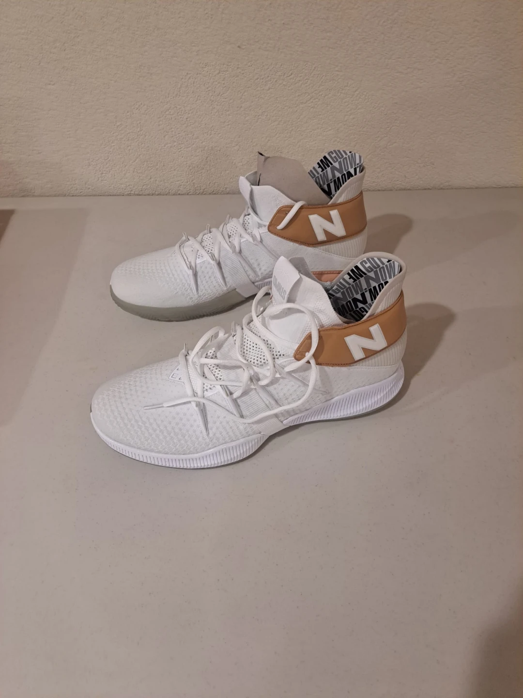 Kawhi Leonard shoes