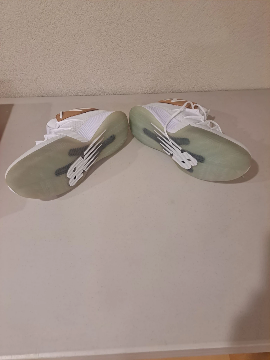 Kawhi Leonard shoes - photo 3