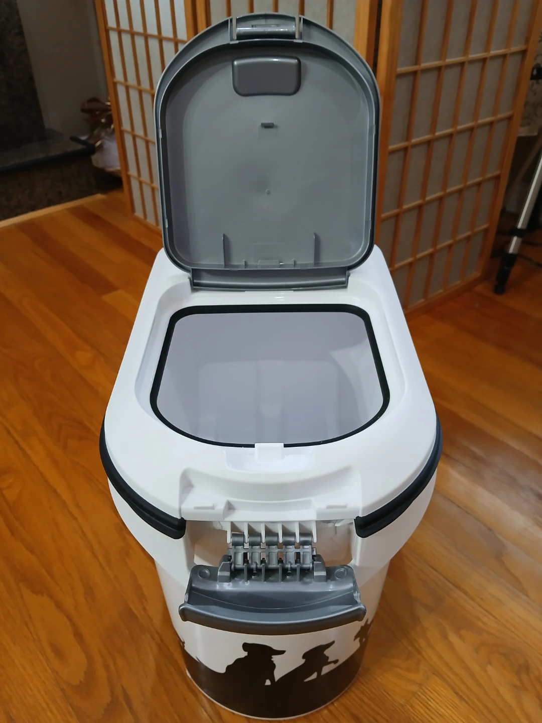 Pet Food Storage Bin with Wheels - photo 4