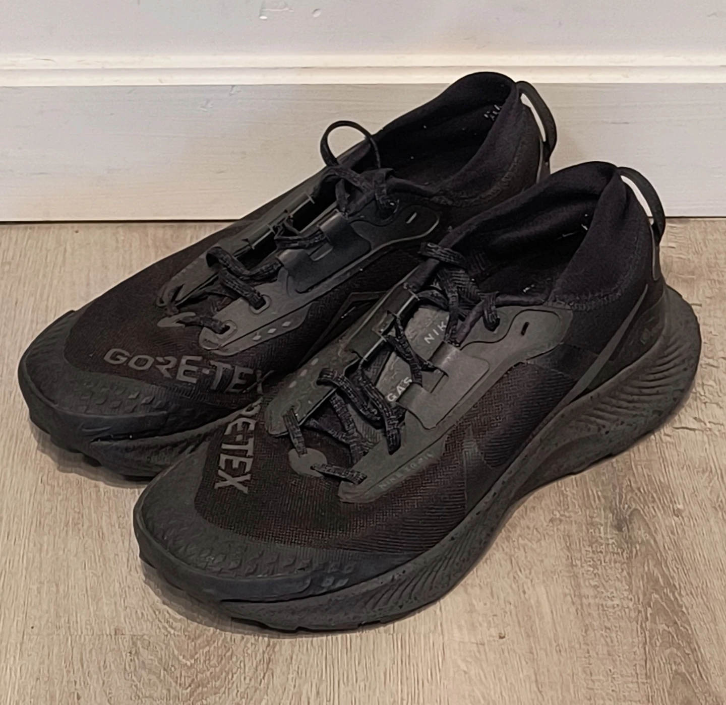 Nike Pegasus Trail 3 GORE-TEX Men's Running Shoes Size 9.5