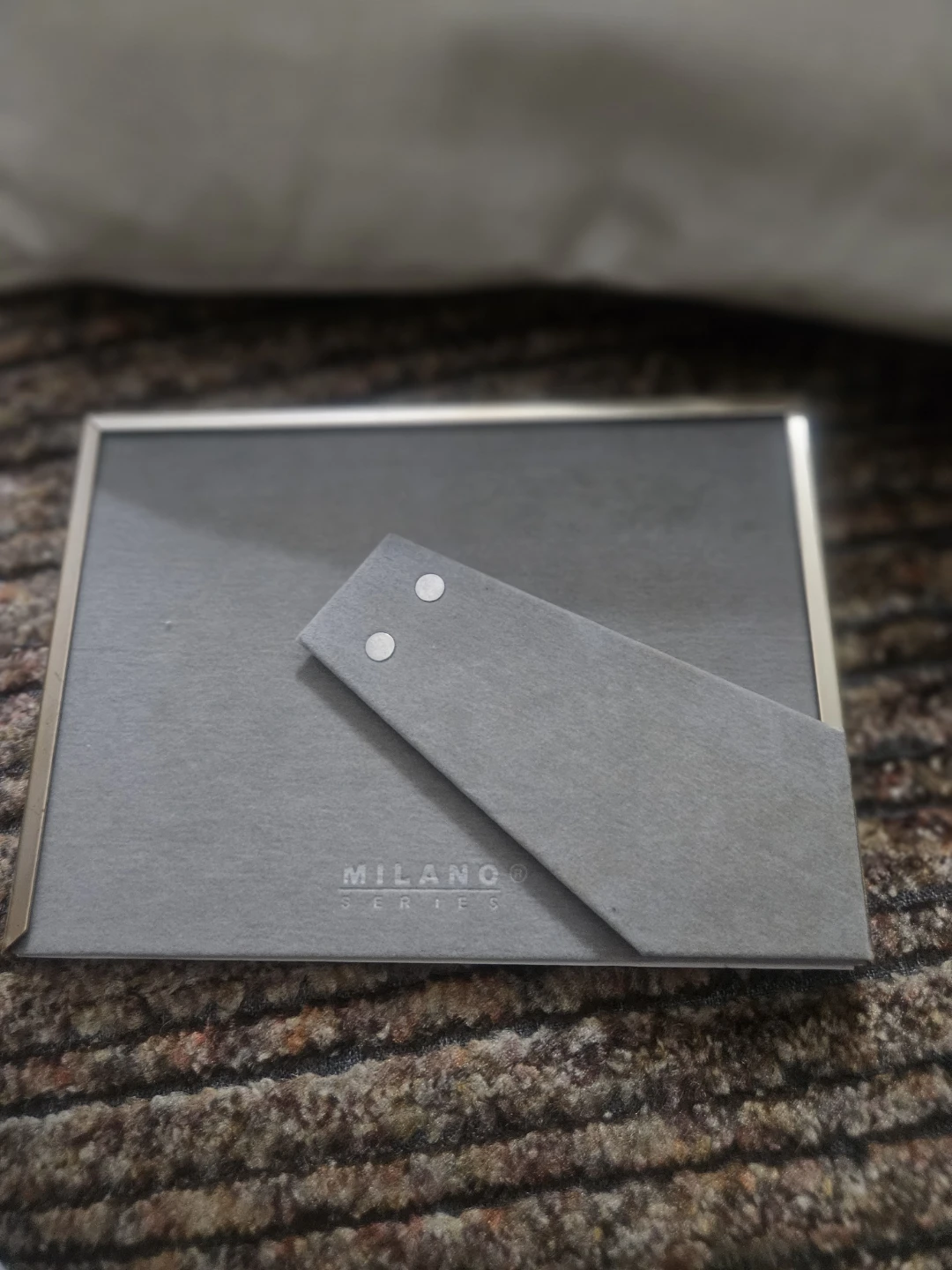 Milano Series Silver Tone Photo Frame 4x6 inches - photo 3