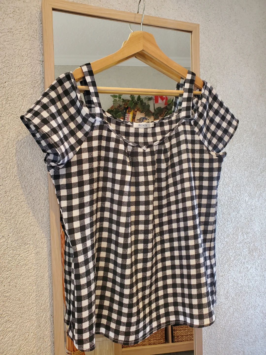 Ricki's Black and White Gingham Top - Size 6