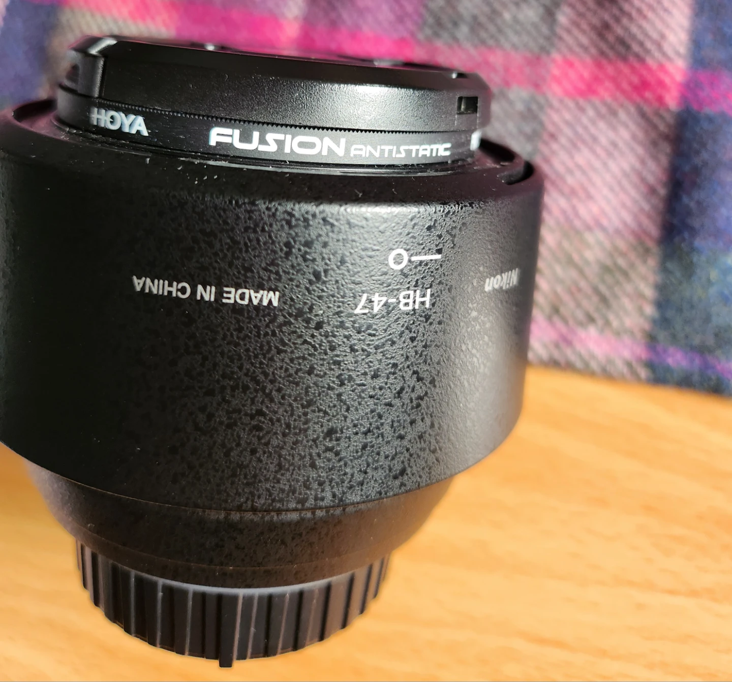 Nikon AF-S NIKKOR 50mm Lens with HB-47 Hood - photo 2