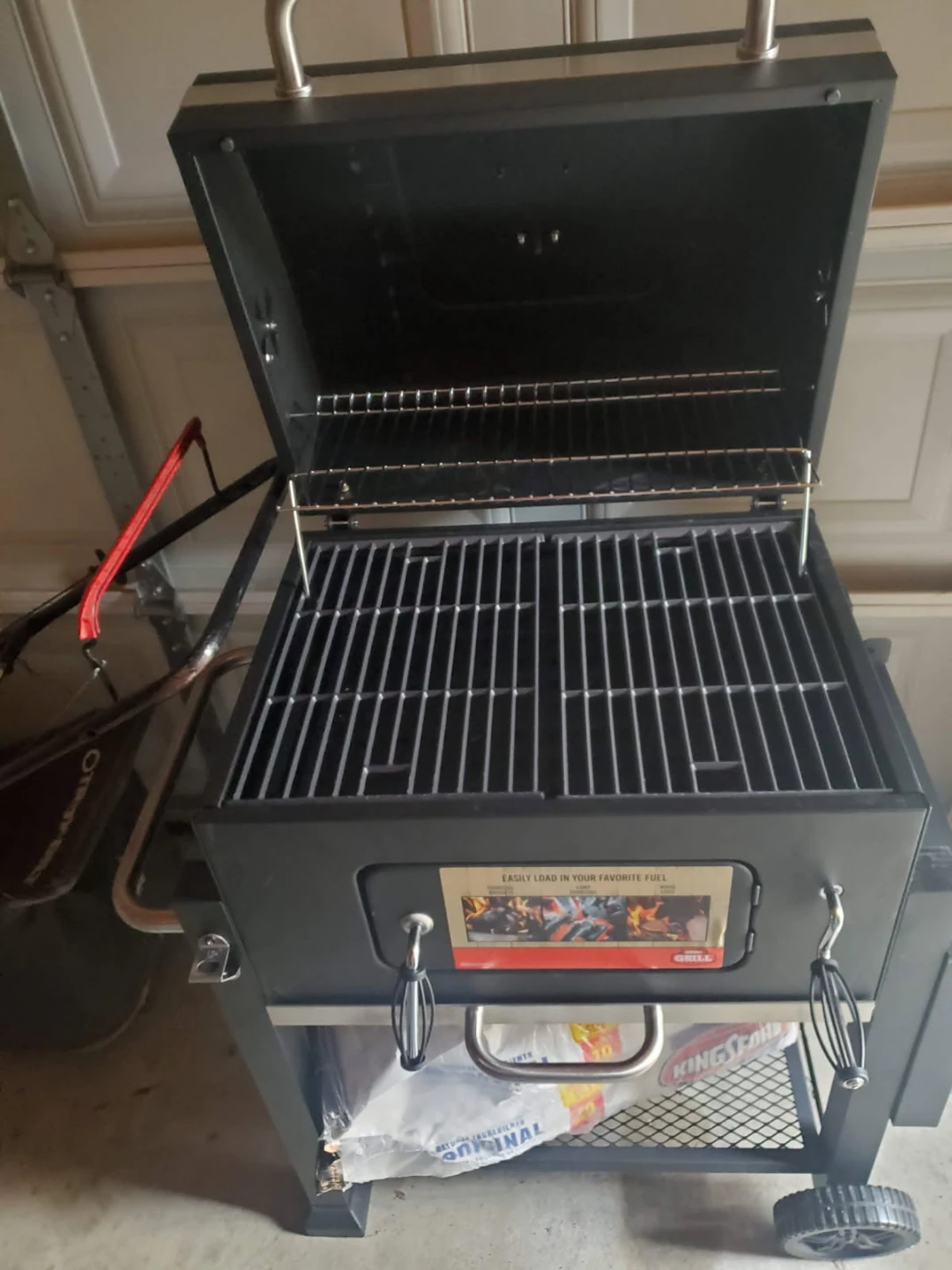 Dyna-Glo Heavy-Duty 24-Inch Charcoal Grill