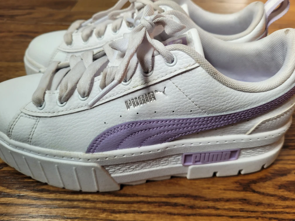 Puma White & Lavender Sneakers - Size 7 Youth - photo 3