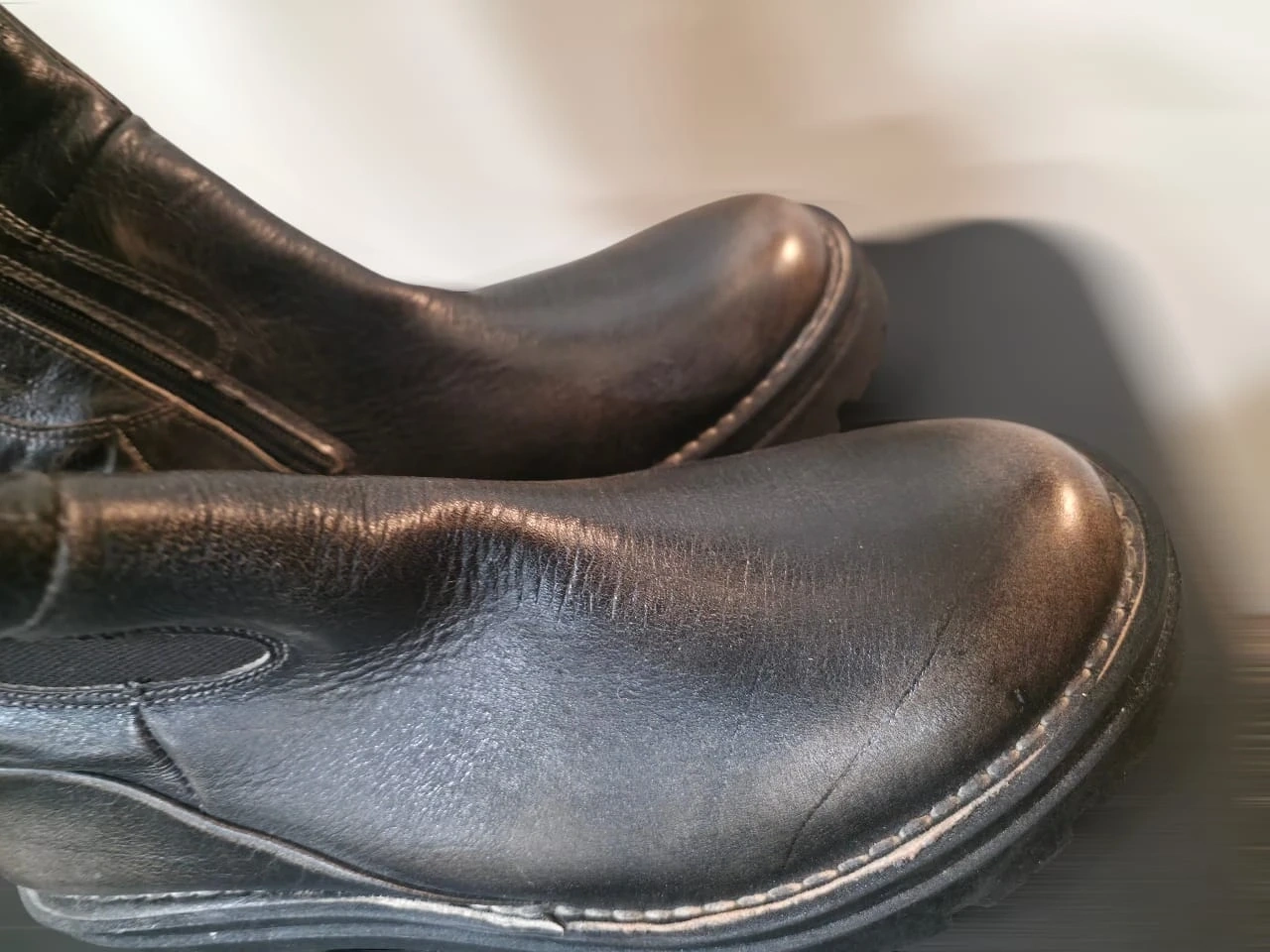 Chacal women’s leather boots | Karrot