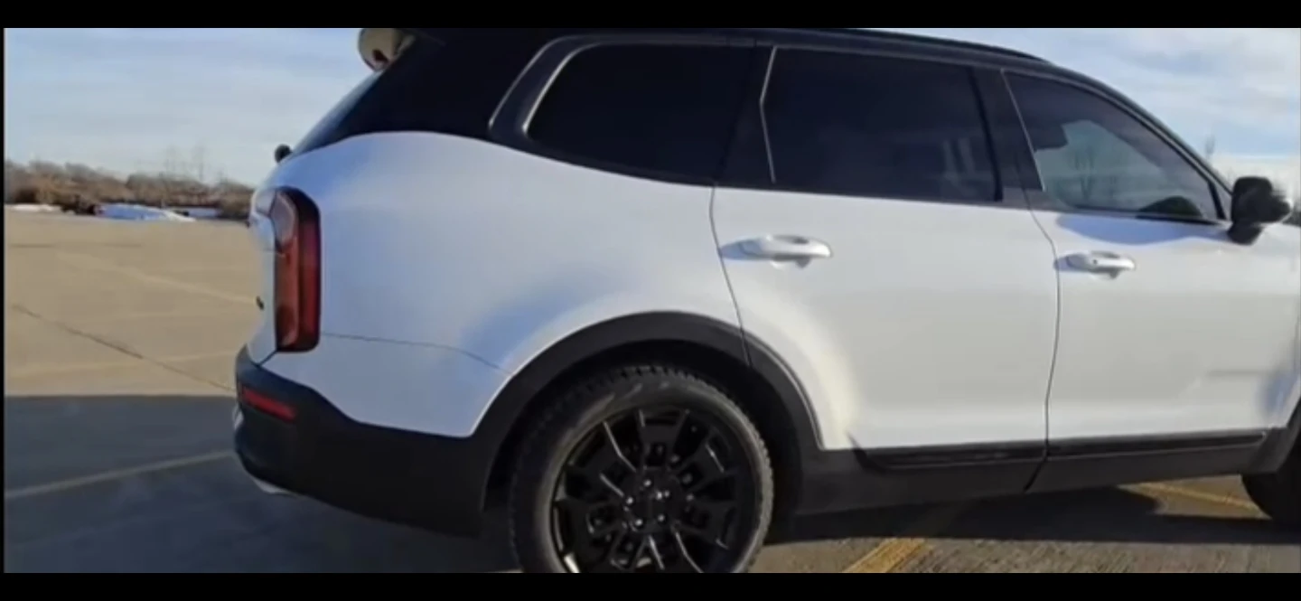 2021 Kia Telluride Nightfall edition - photo 2