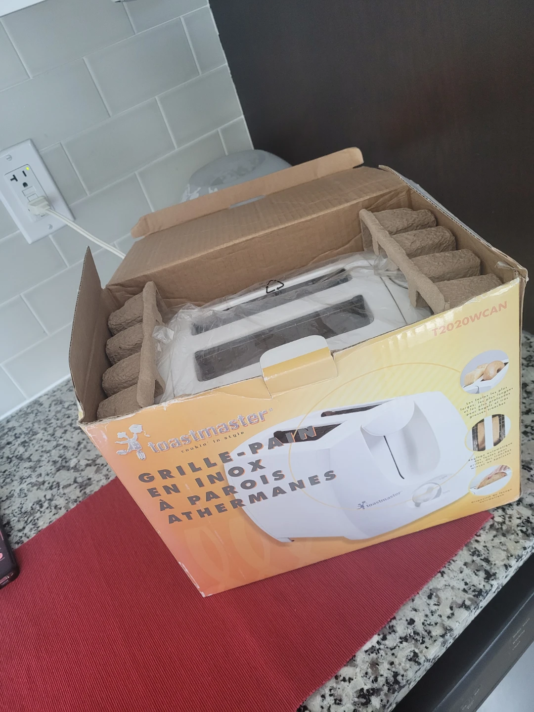 Toastmaster White Toaster - photo 2