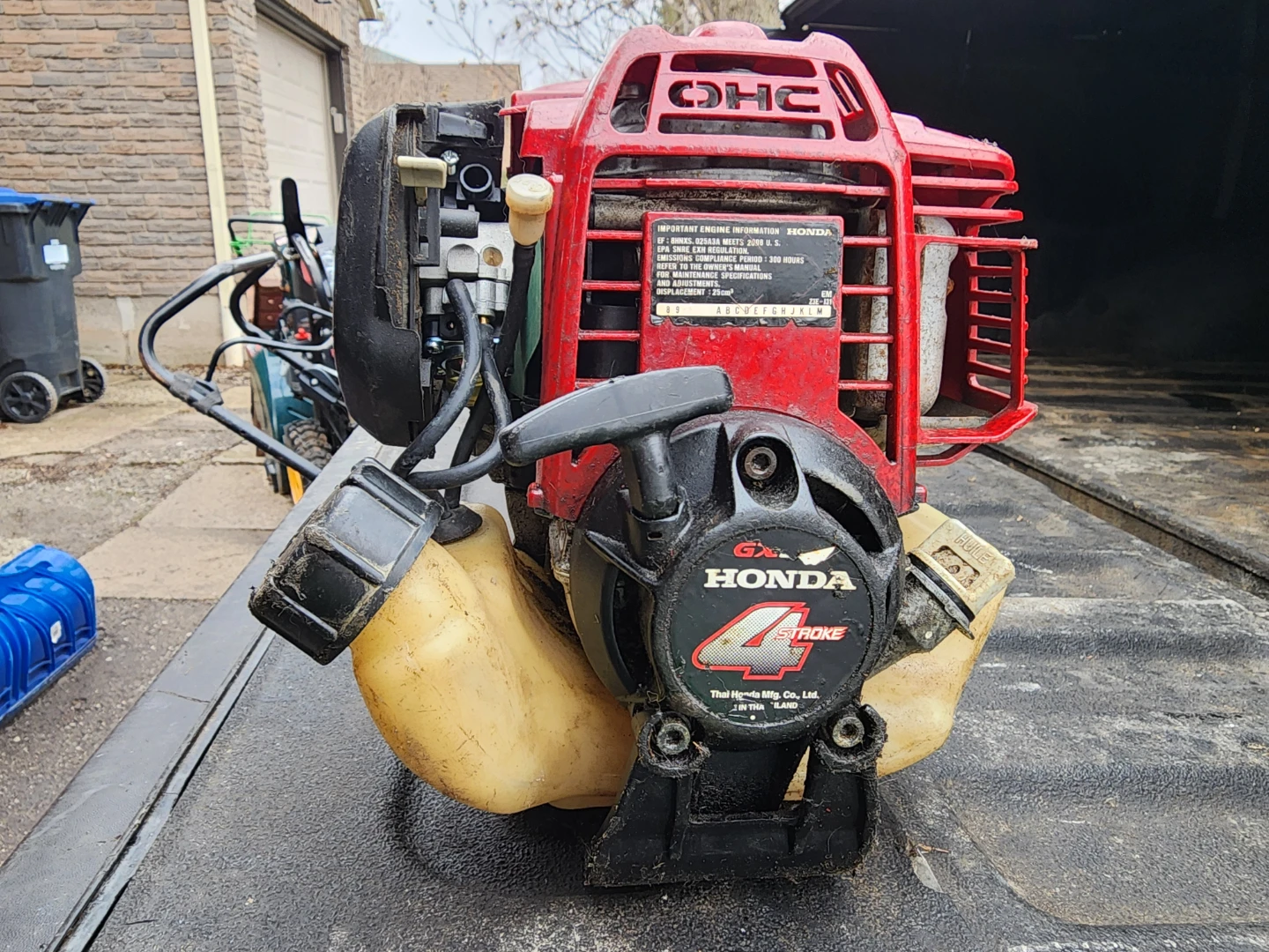 Honda HHT25S 4-Stroke Gas Trimmer - photo 4