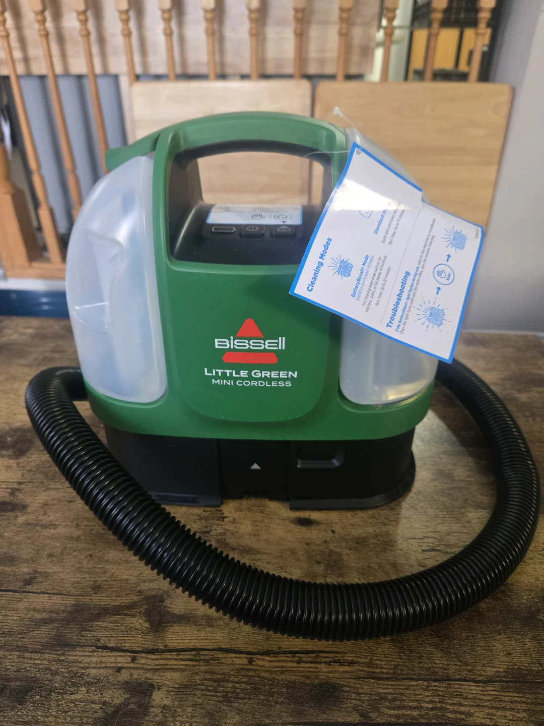 Bissell Little Green mini cordless deep cleaner - photo 3