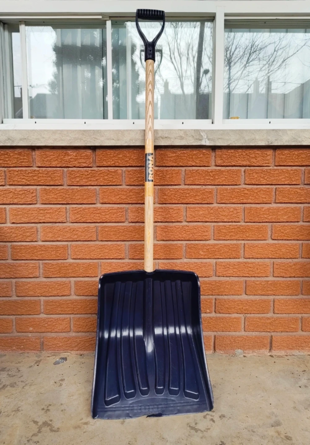 Rona Snow Shovel