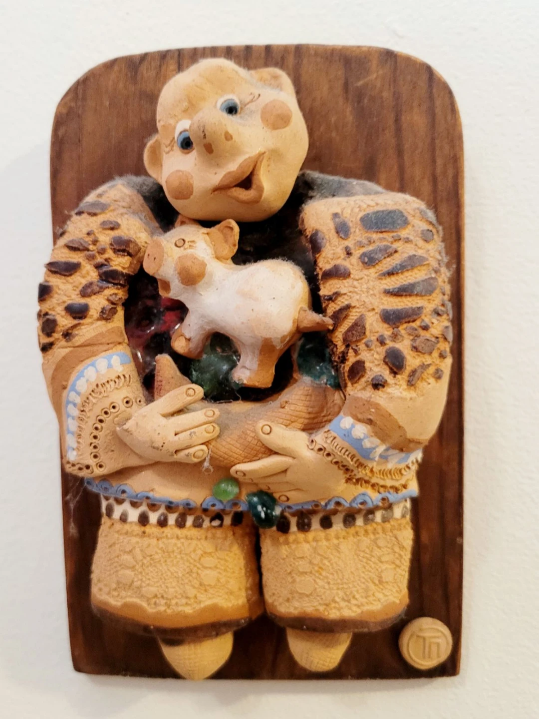 Figurine Wall Hanging