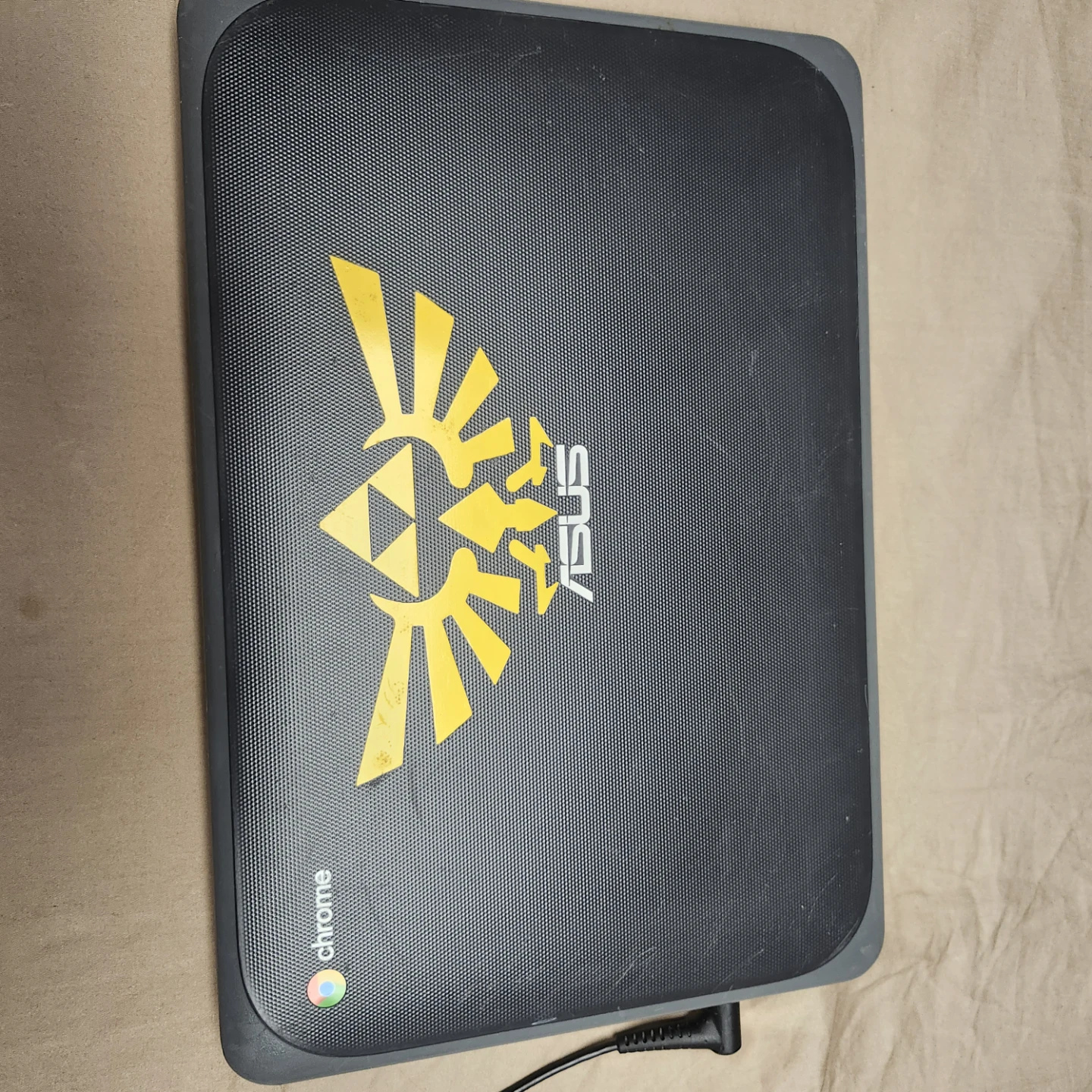 ASUS Chromebook with Zelda Decal - photo 4