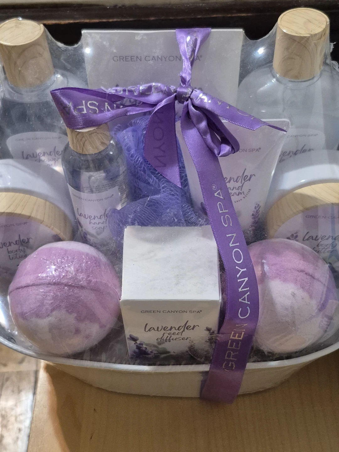 BNIB)Green Canyon Spa Lavender Bath Set Gift Basket - photo 3