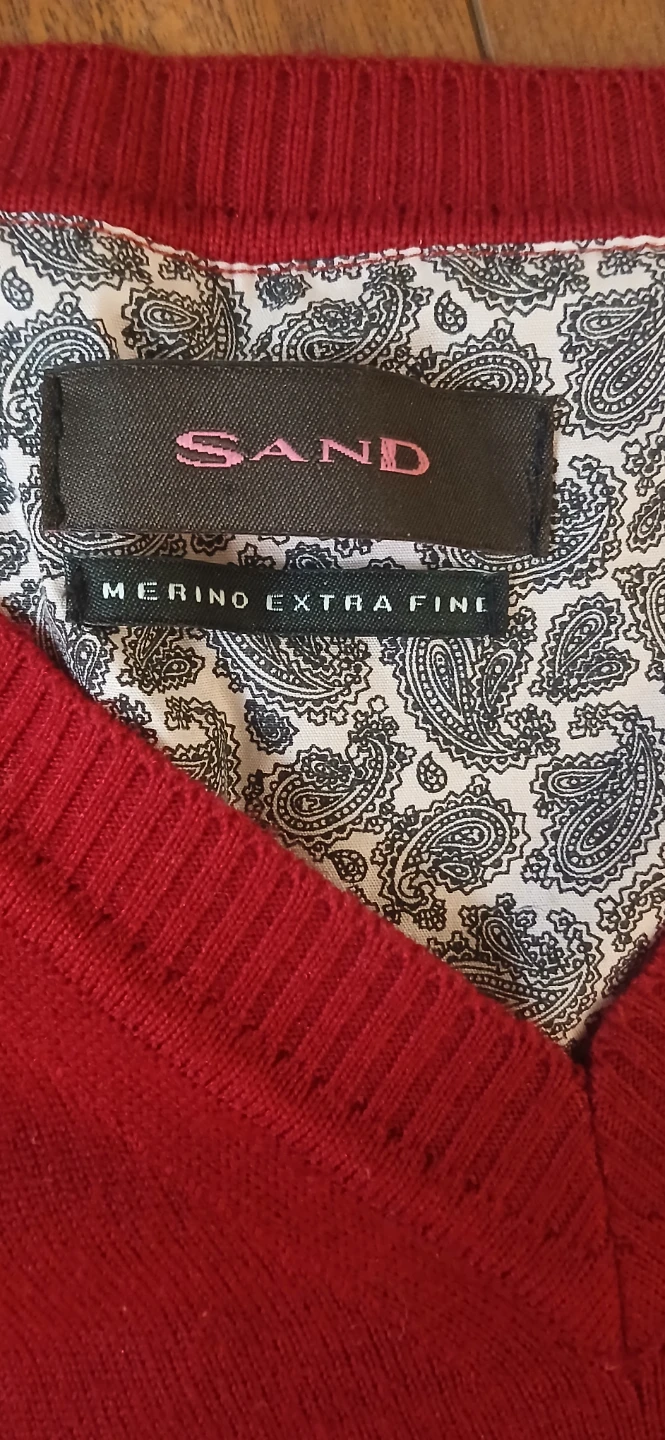 SAND Merino Extra Fine V-Neck Sweater - photo 2
