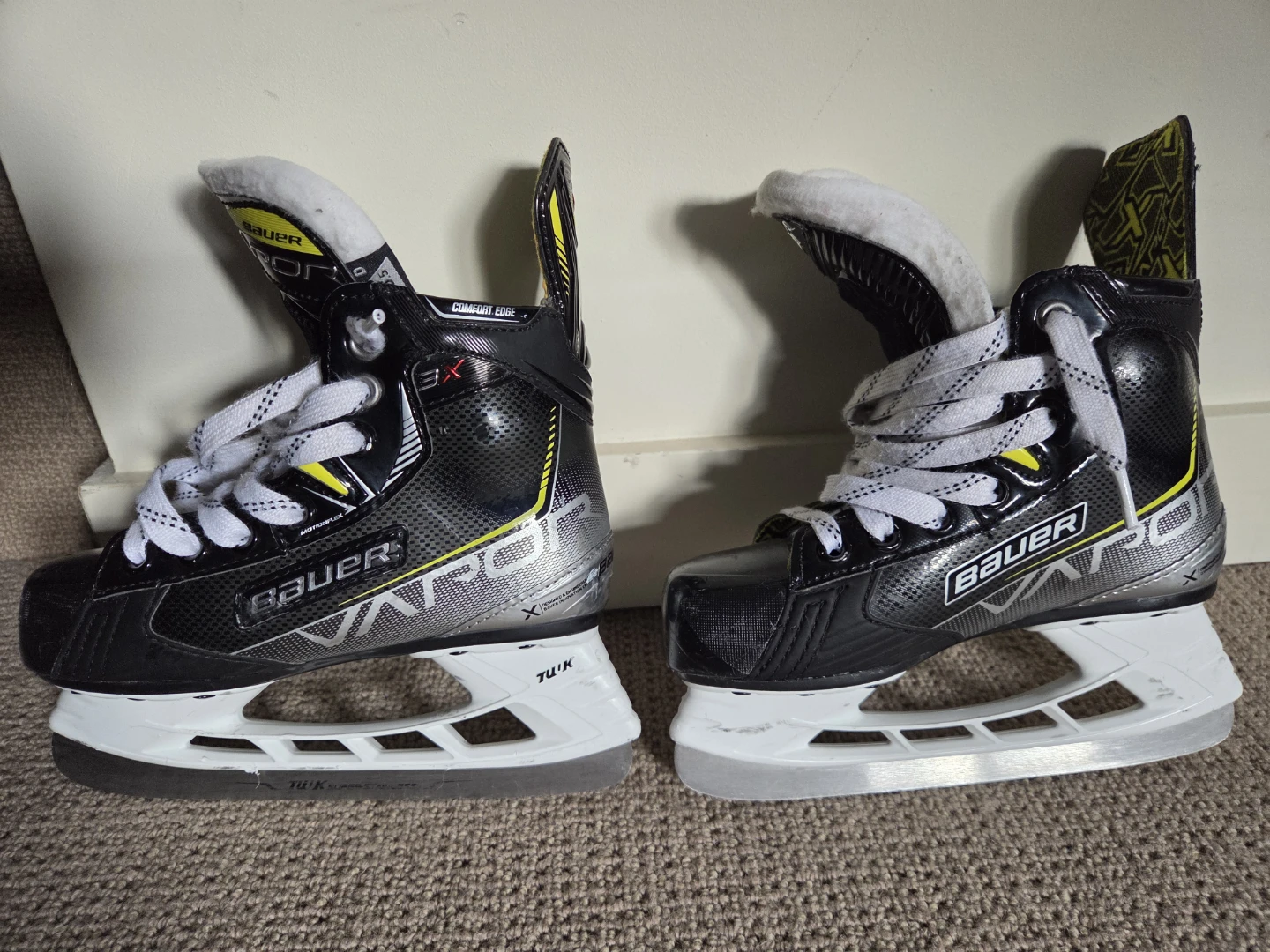 Bauer VAPOR X 3.5 Youth Hockey Skates Size 13.5 D - photo 2