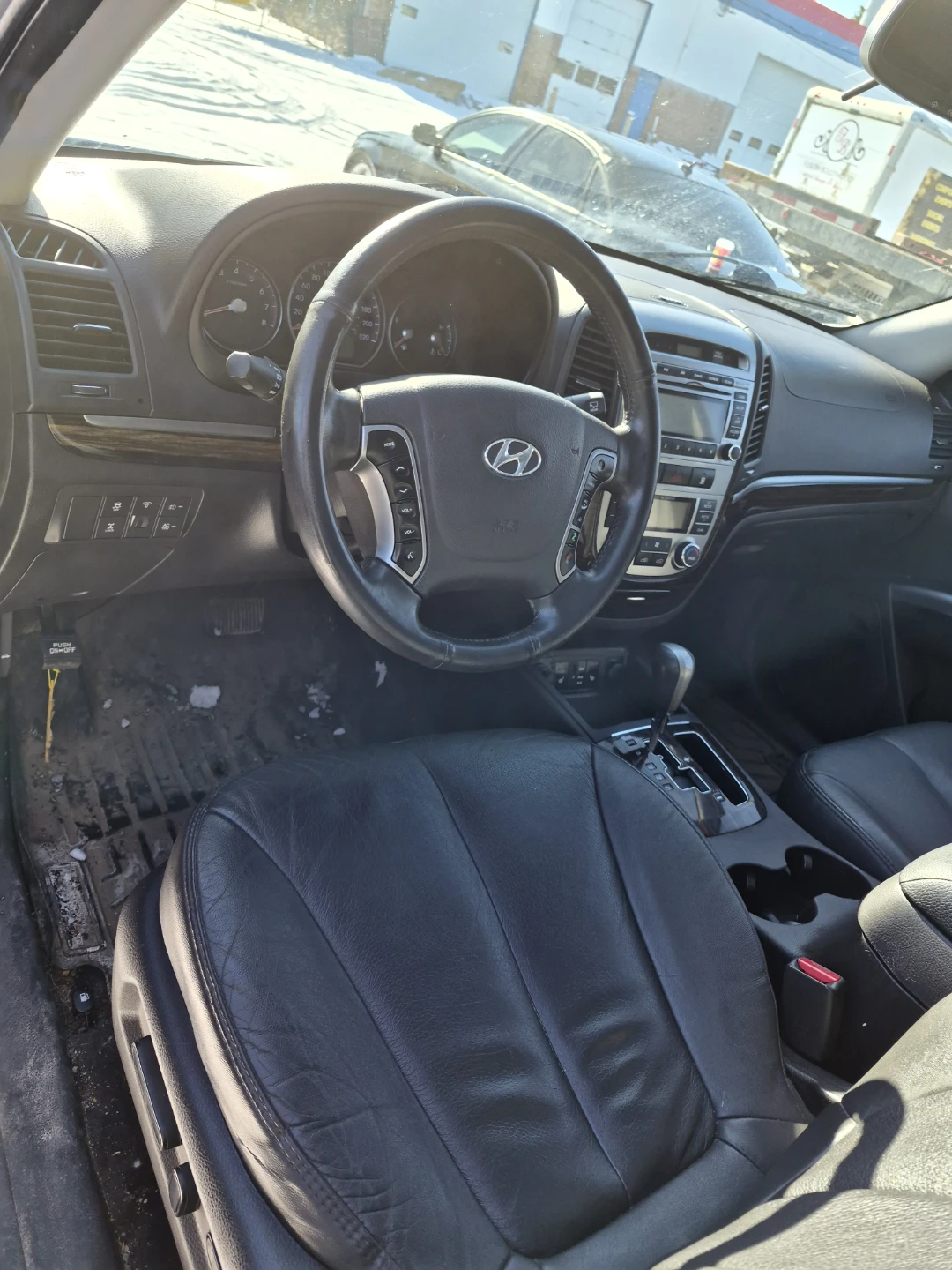 Hyundai Santa Fe - photo 4