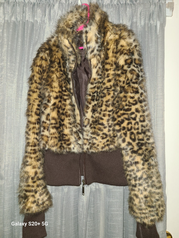 Leopard Print Faux Fur Bomber Jacket - photo 2