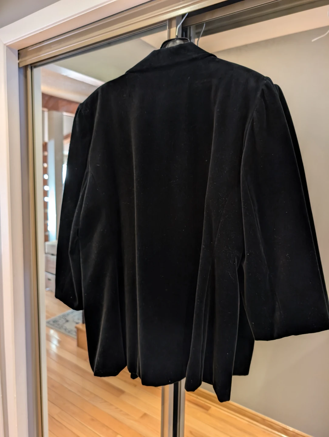 Woman's Principles Black Velvet Blazer - Size 16 - photo 5
