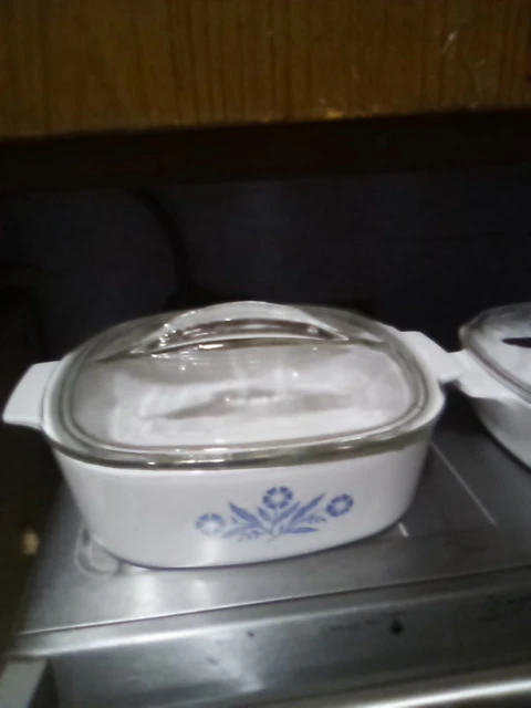 Vintage Corning Ware baking dishes - photo 2