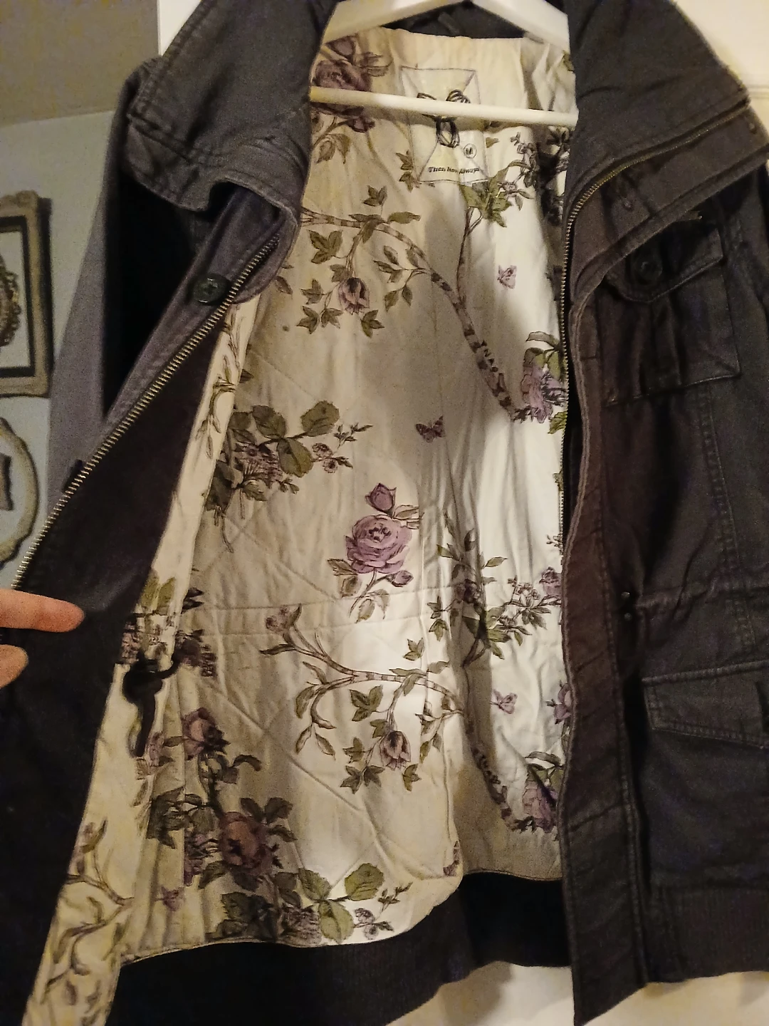 TNA Jacket Size M