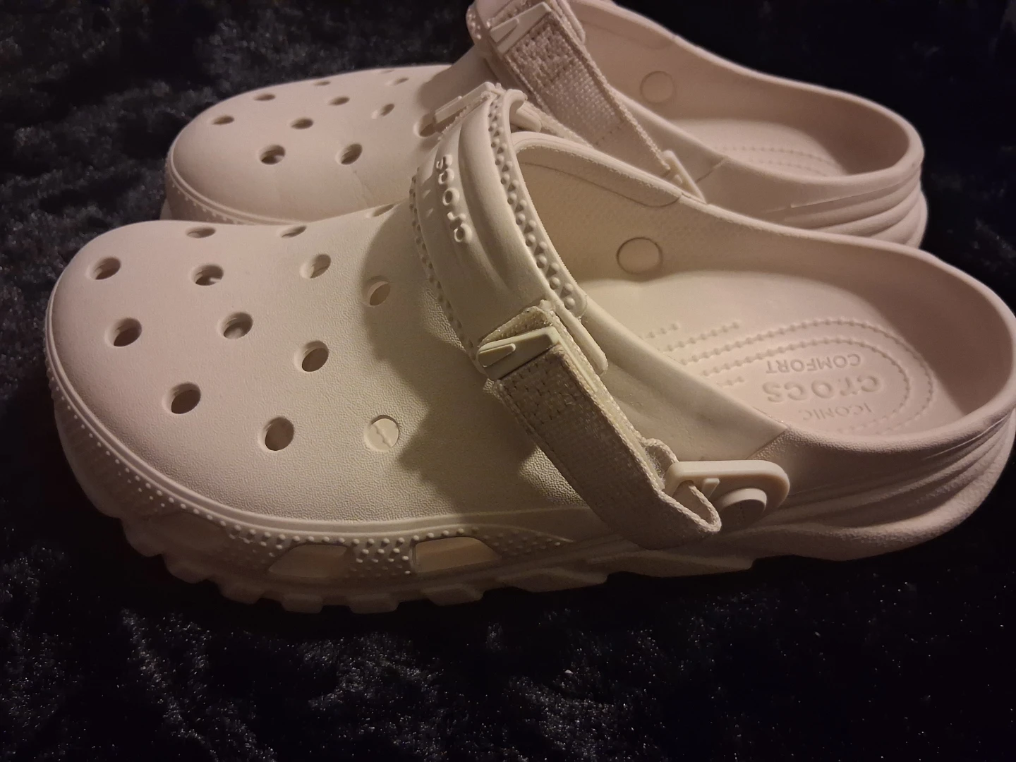 Crocs Classic All-Terrain Clog Cream Size 9