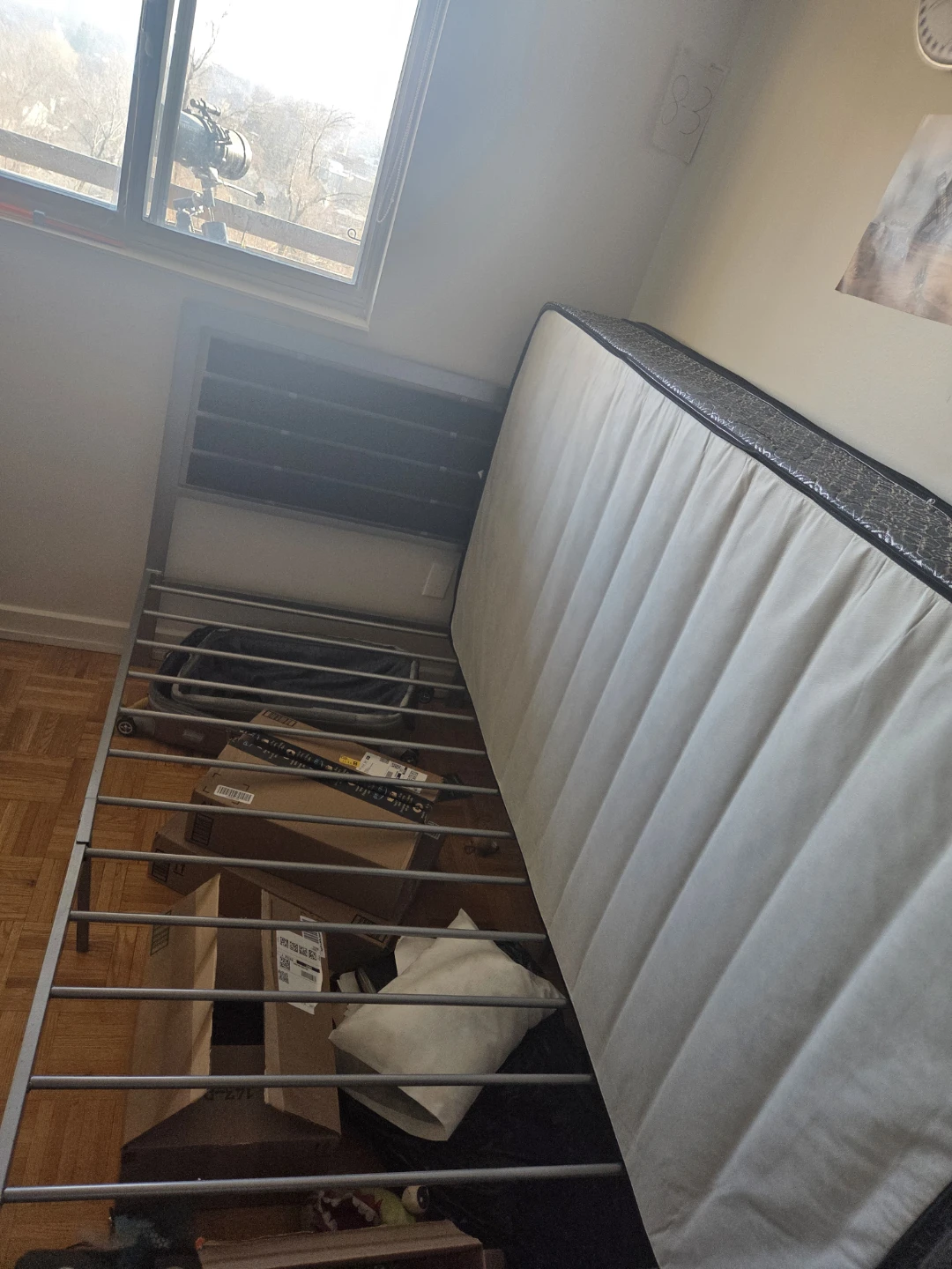 Twin bed frame and mattress - photo 5