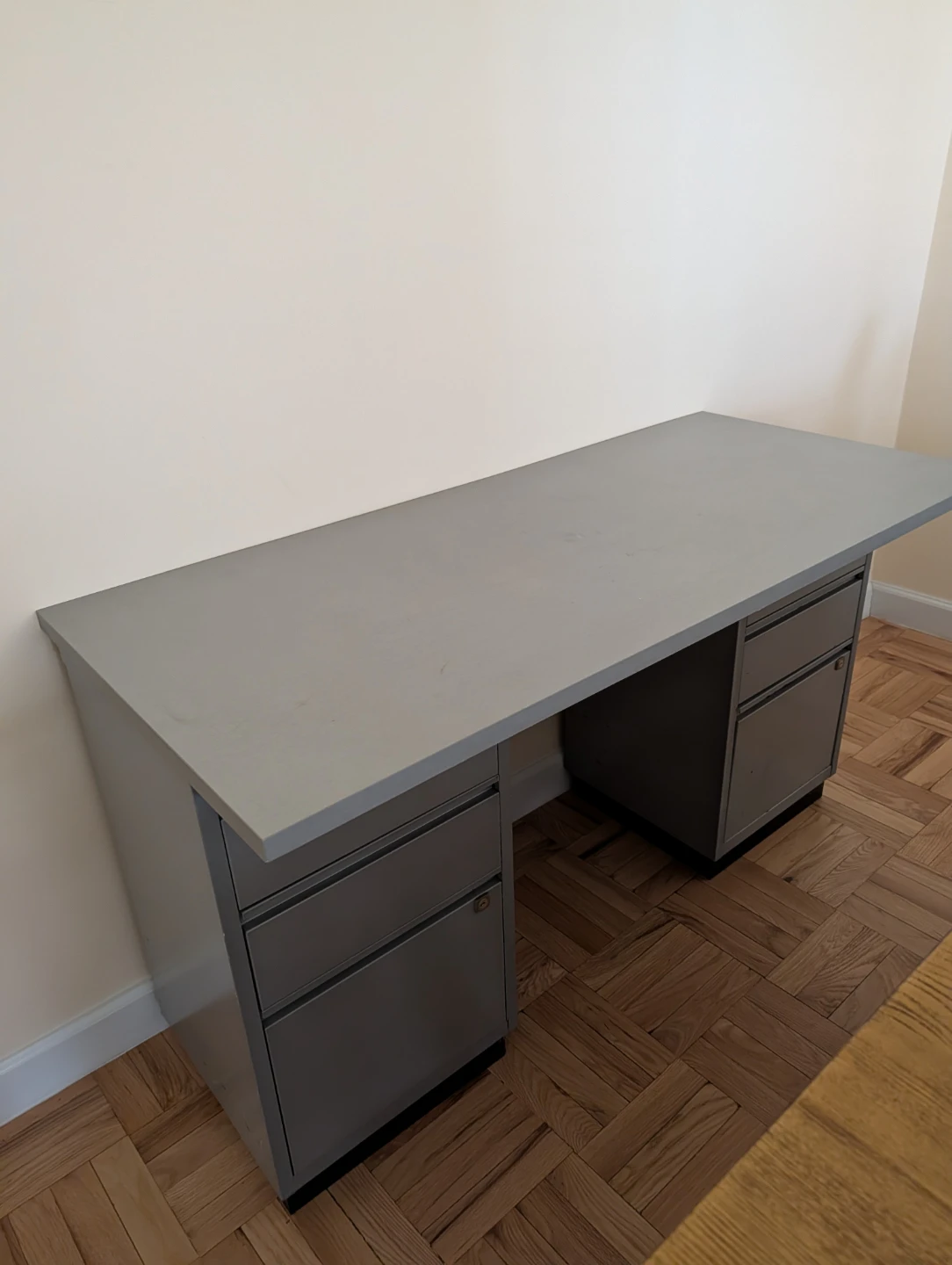 Grey Desk top with 2 metal grey file cabinets