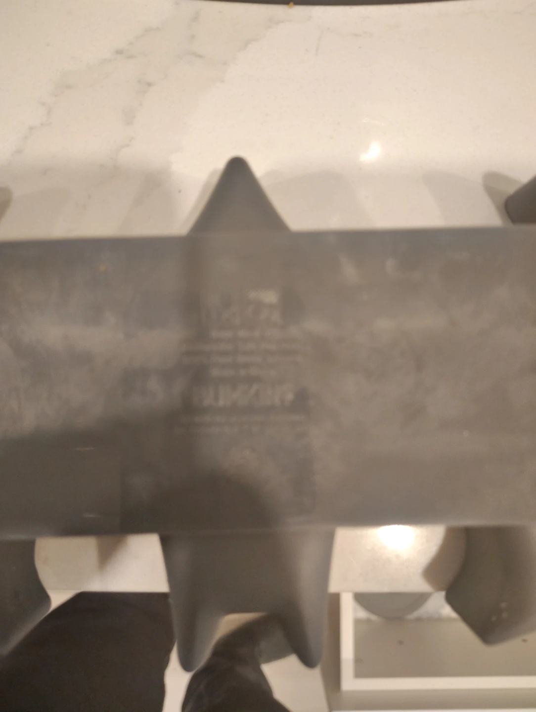 BUNNIES Bat Shaped Ice Cube Tray - photo 3