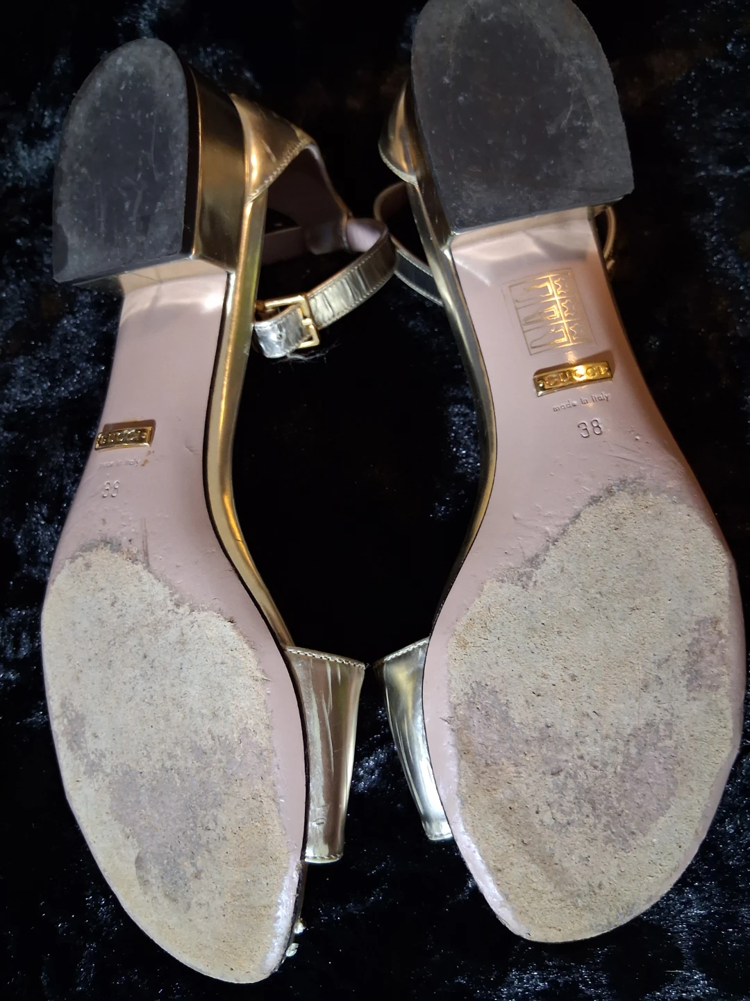 Gucci Gold Horsebit Sandals Size 38 - photo 3