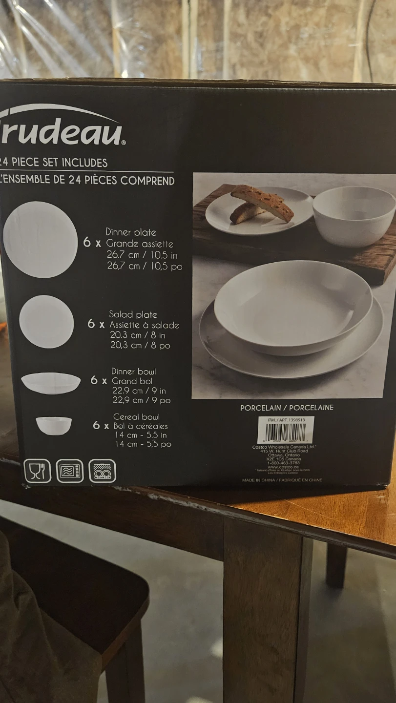 Trudeau 24-Piece Porcelain Dinnerware Set