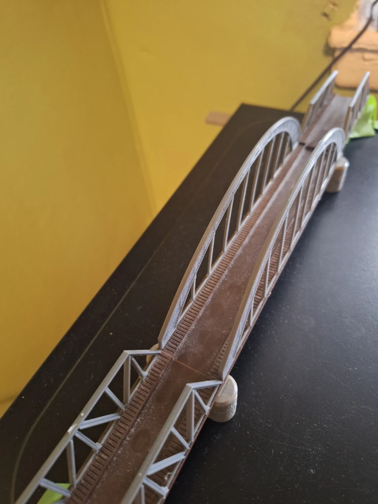 Model Train Bridge - photo 3