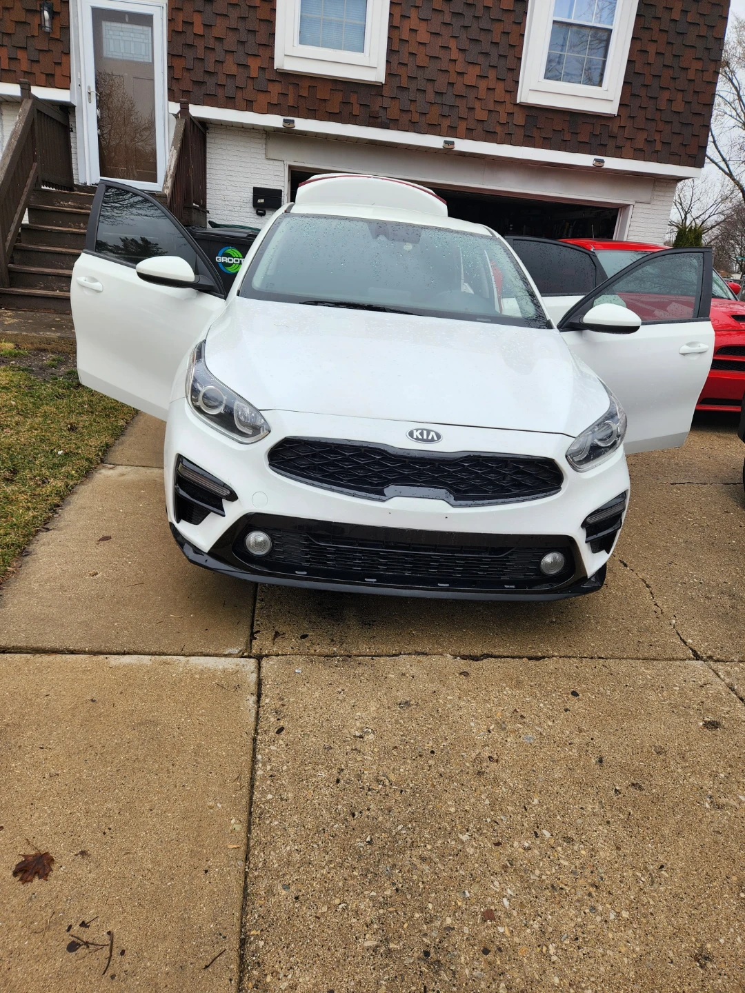 White Kia Forte - photo 3