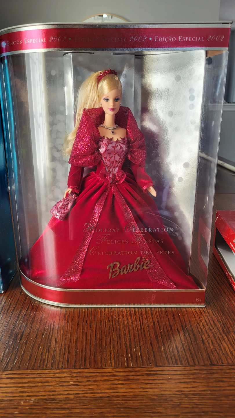 Barbie Collector Edition Dolls - 2001 & 2002 - photo 2
